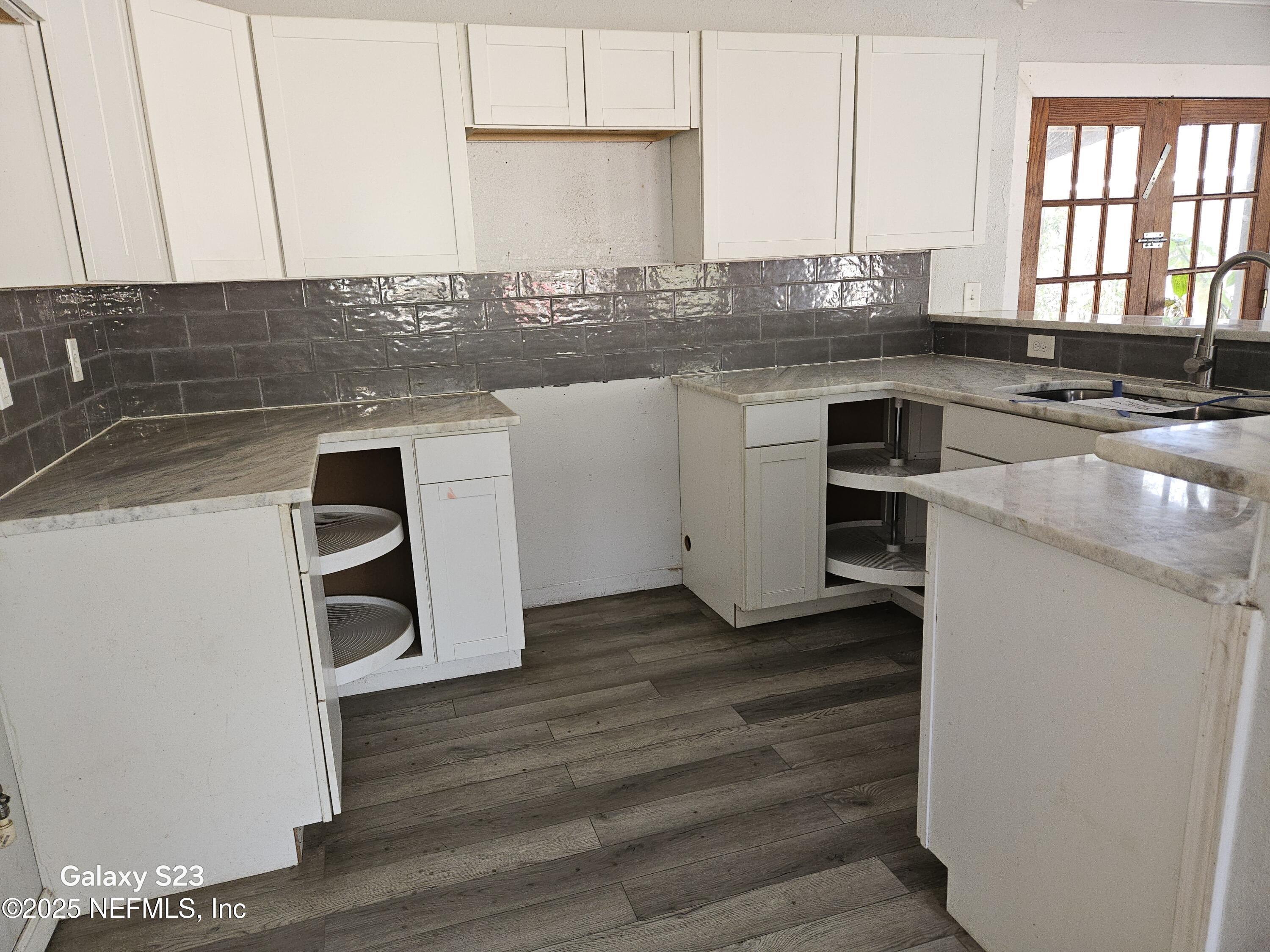 3830 Spring Park Road Jacksonville, FL 32207 - Photo 7 of 7 20250211_133414