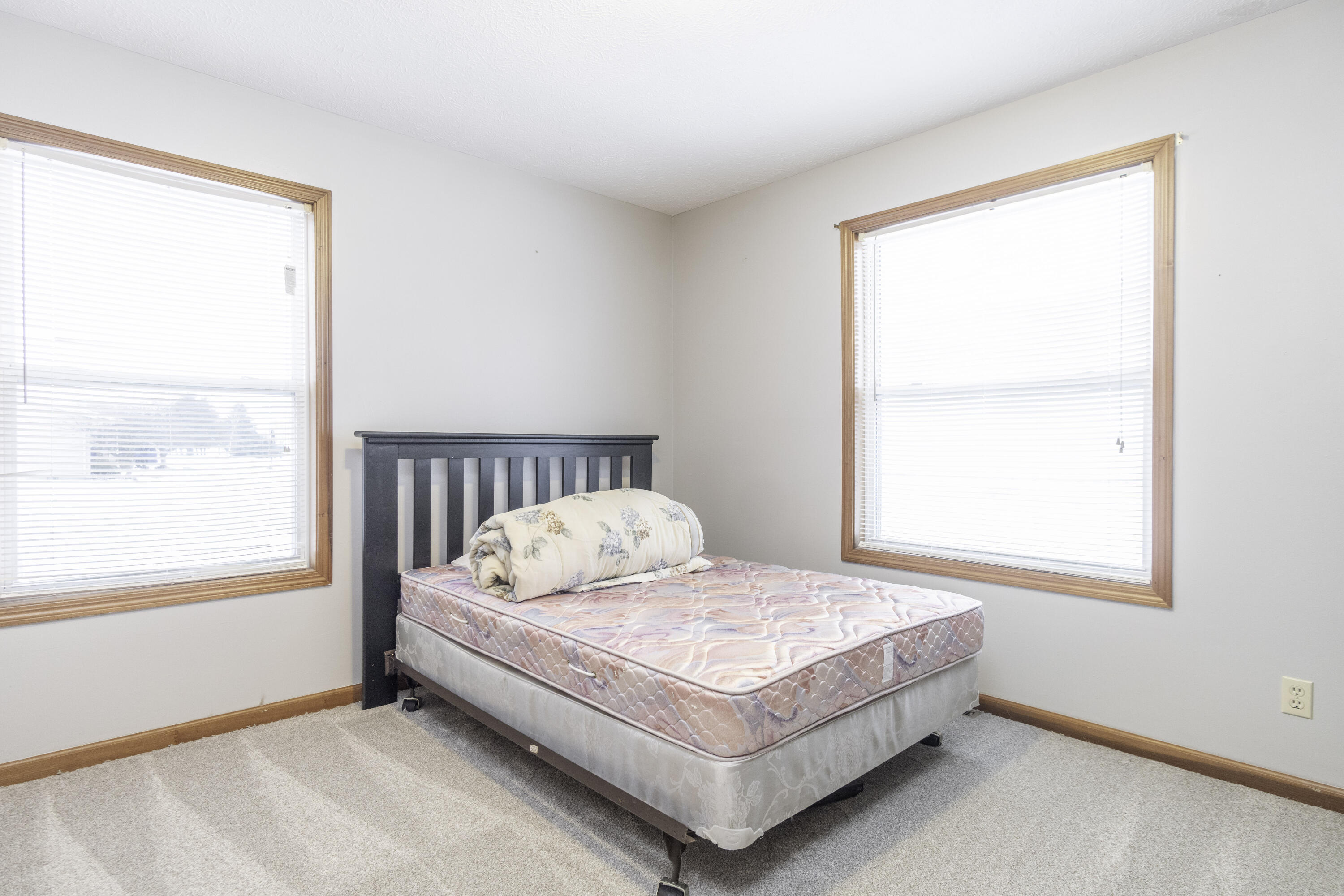 12790 Lochard Road Anna, OH 45302 - Photo 22 of 37