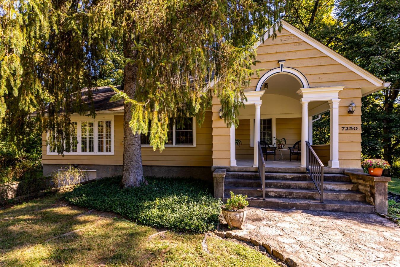 7250 Overcliff Road Cincinnati, OH 45233 - Photo 2 of 49 Gallery Image 2