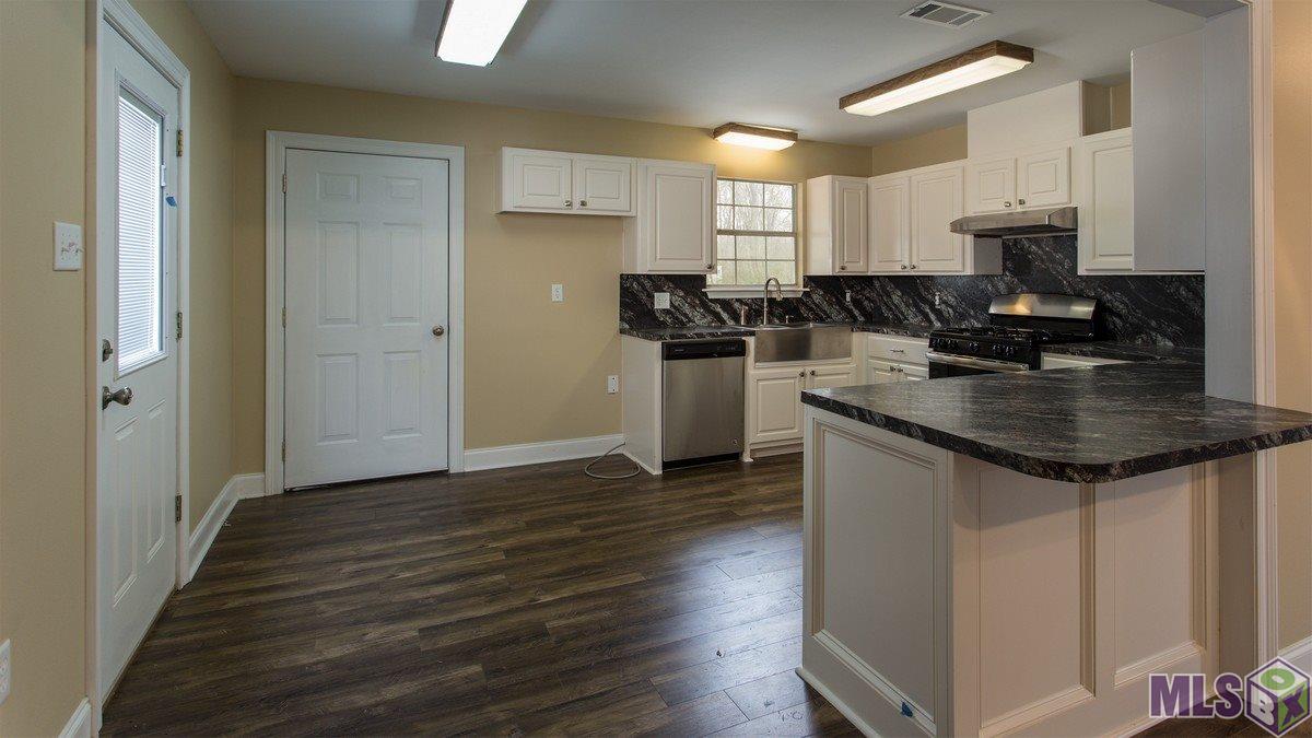 43070 Pee Wee Road Gonzales, LA 70737 - Photo 6 of 16 Gallery Image 6