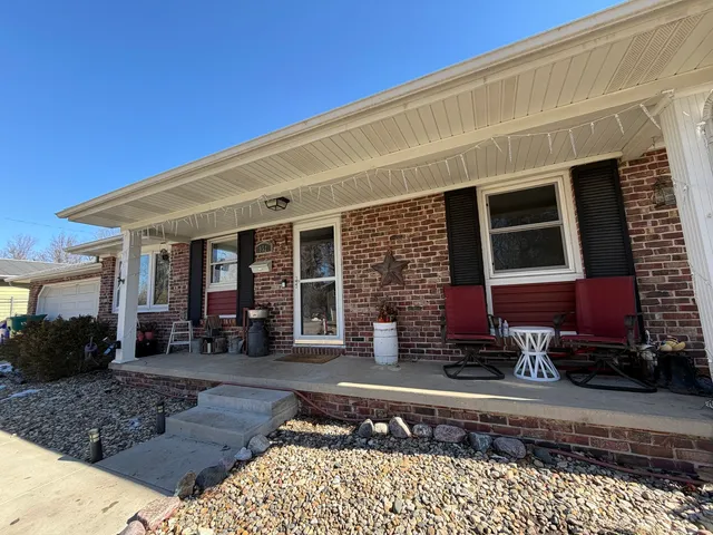 $289,900 | 952 North Linden Avenue, Decatur, IL 62522