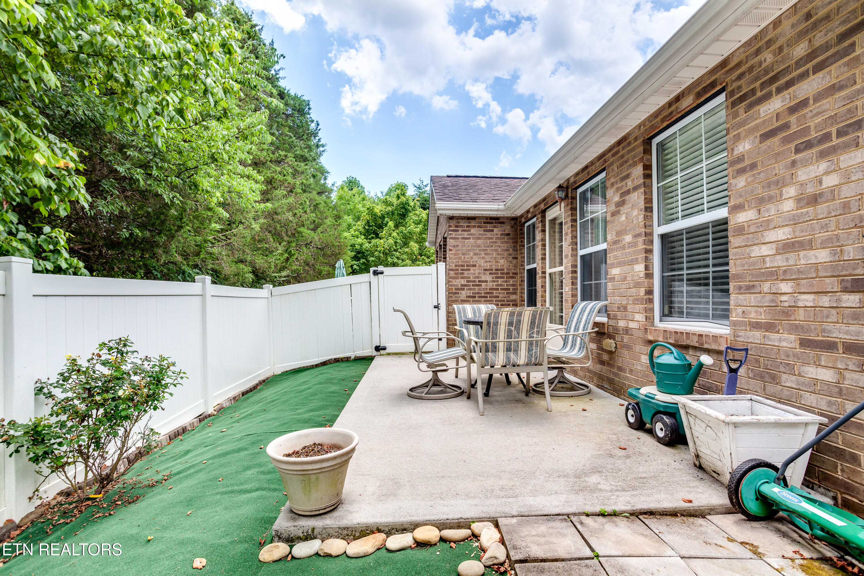 4604 Angakot Road Corryton, TN 37721 - Photo 29 of 30 29 Back Patio