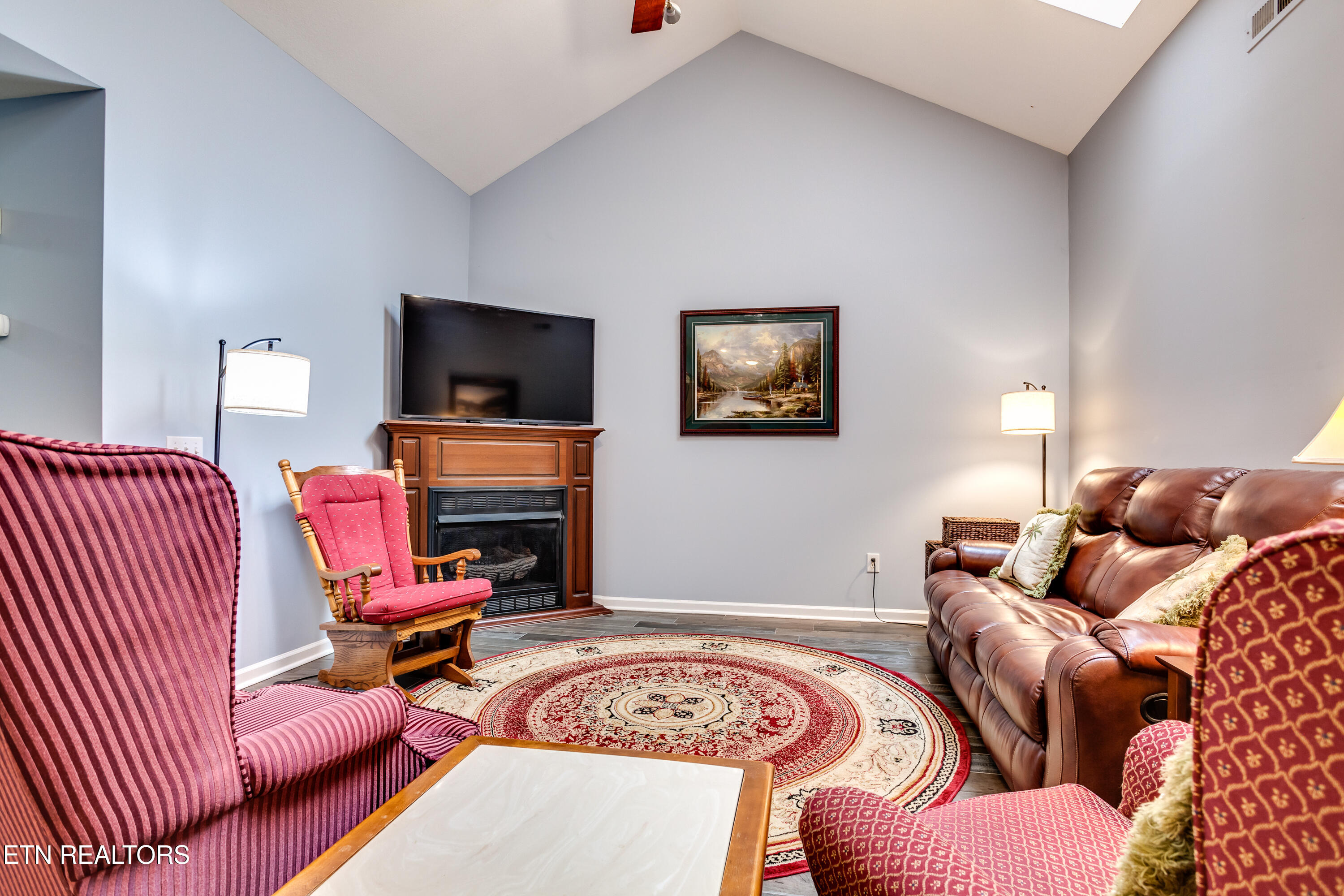 4604 Angakot Road Corryton, TN 37721 - Photo 5 of 30 5 Family Room