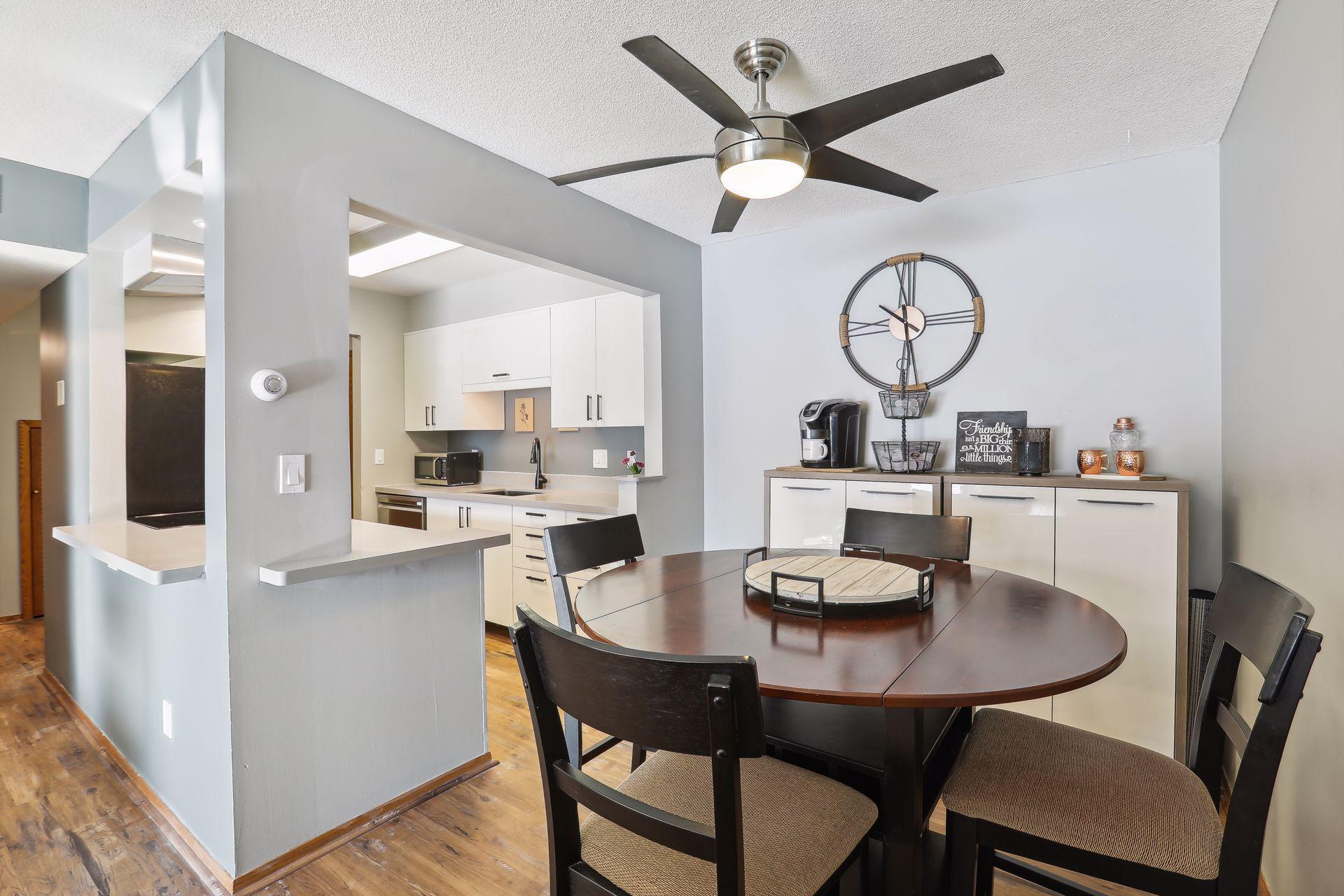 2230 Midland Grove Road, Unit 103 Roseville, MN 55113 - Photo 18 of 47 Gallery Image 18