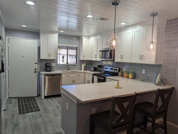 $2,500 | 1634 Stickney Point Road, Unit 16342, Sarasota, FL 34231