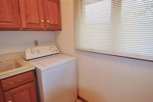 $255,000 | 7218 Weathered Oak Lane, Rockford, IL 61107