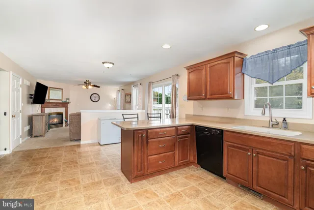 $375,000 | 2785 Sparrow Drive, York, PA 17408