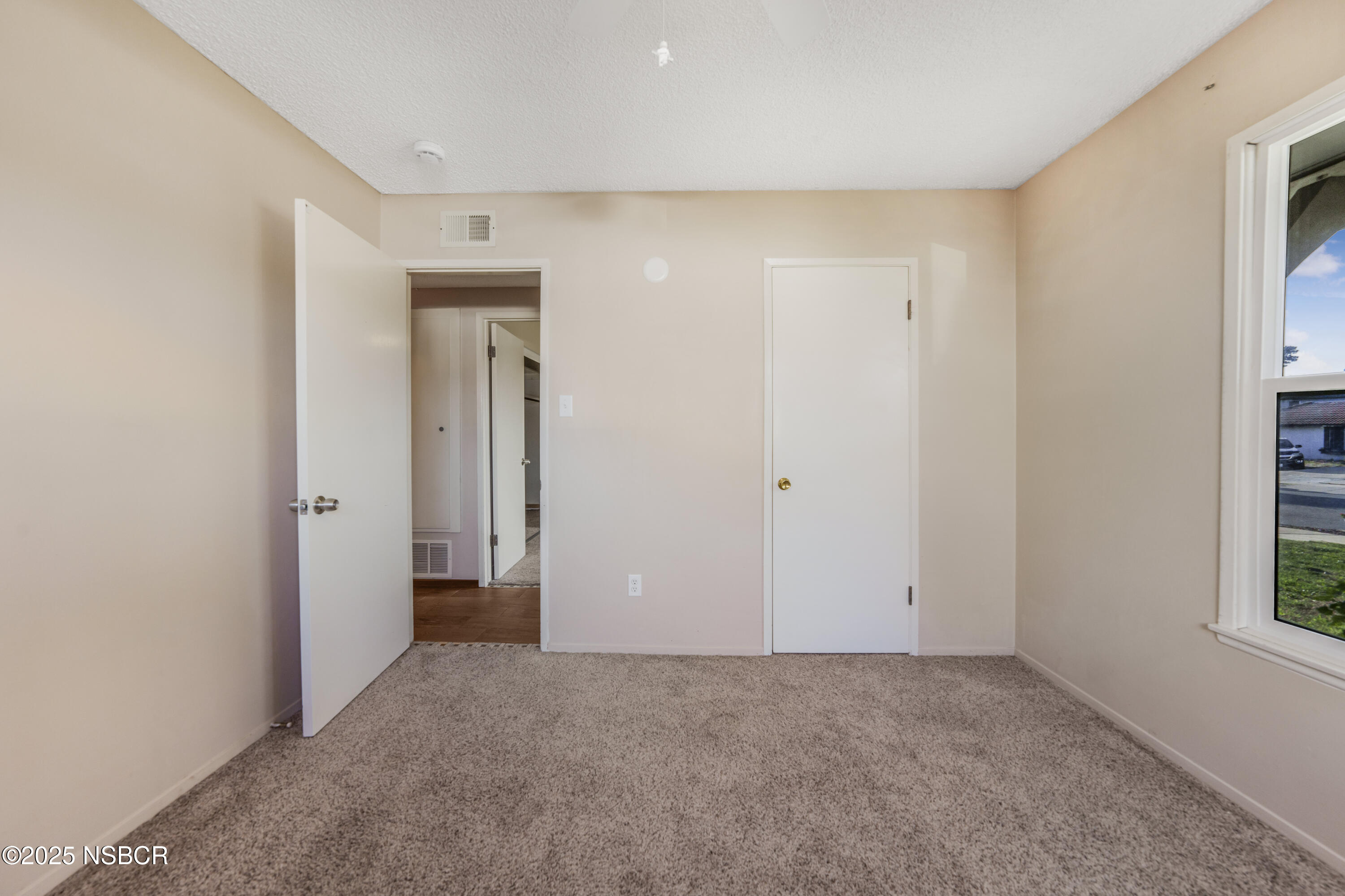 252 Pegasus Avenue Lompoc, CA 93436 - Photo 17 of 33 A7407640