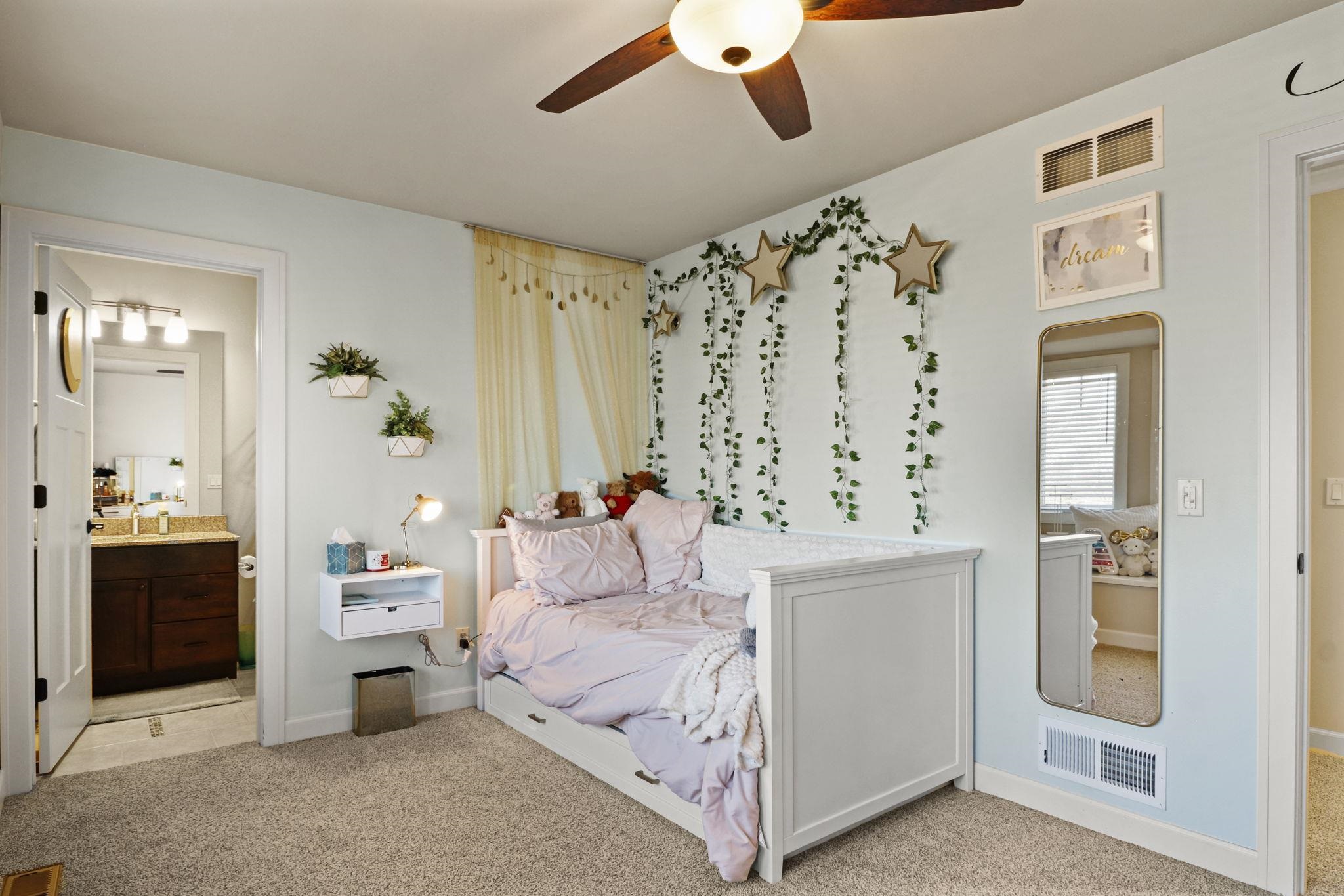 1014 Meadow Mist Road Middleton, WI 53562 - Photo 24 of 50