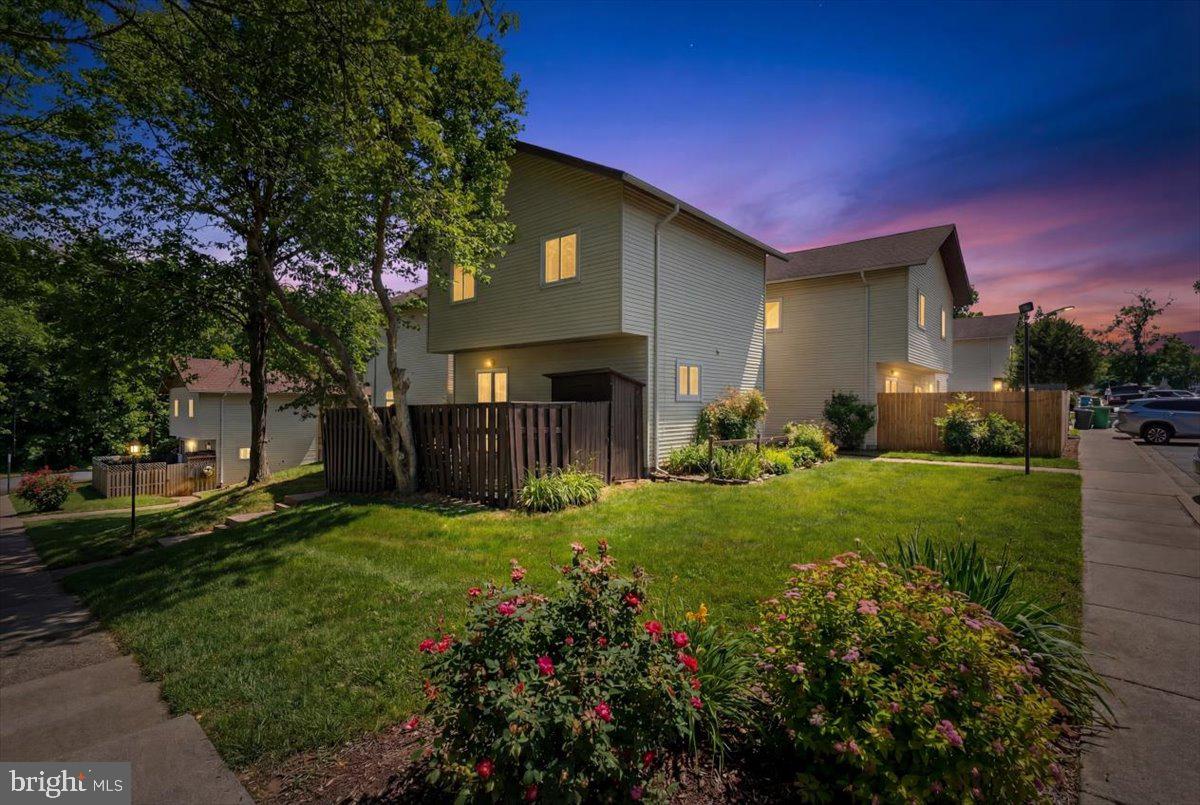 46 State Court, Unit 98 Gaithersburg, MD 20877 - Photo 1 of 24