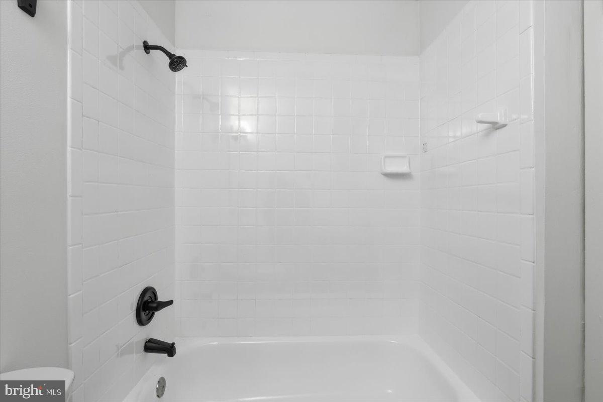 46 State Court, Unit 98 Gaithersburg, MD 20877 - Photo 14 of 24