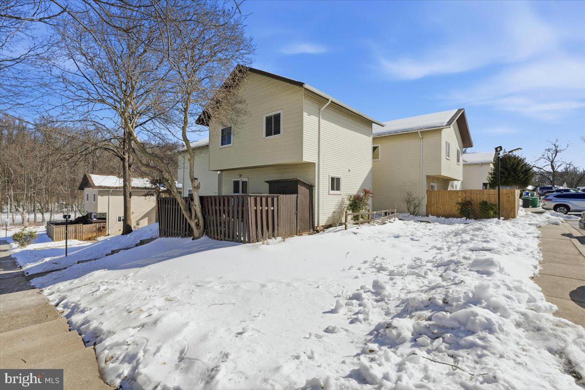 46 State Court, Unit 98 Gaithersburg, MD 20877 - Photo 3 of 24