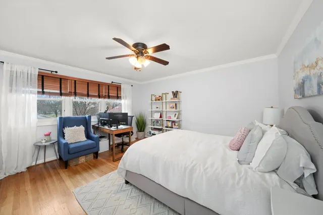 $4,300 | 5238 Pratt Avenue, Skokie, IL 60077