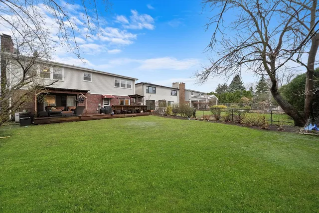 $4,300 | 5238 Pratt Avenue, Skokie, IL 60077