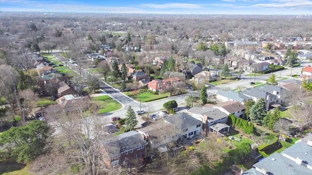 $4,300 | 5238 Pratt Avenue, Skokie, IL 60077