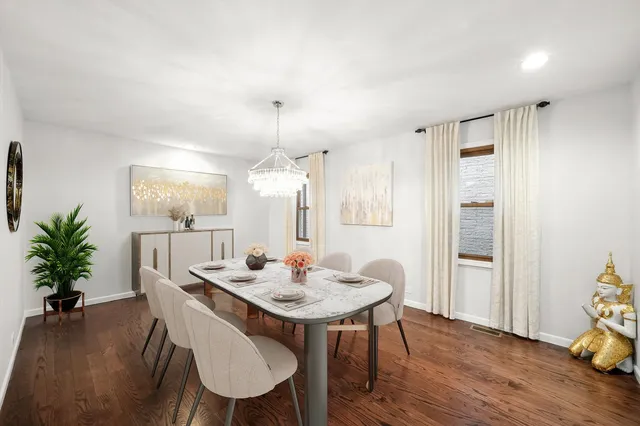 $4,300 | 5238 Pratt Avenue, Skokie, IL 60077