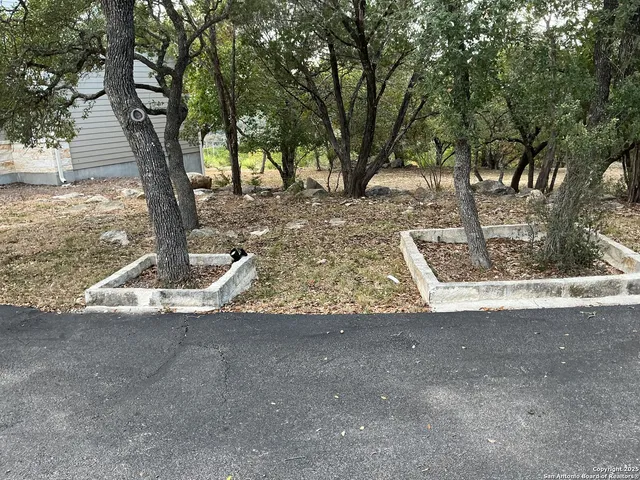 $750,000 | 1524 Freshwater Drive, Bulverde, TX 78163