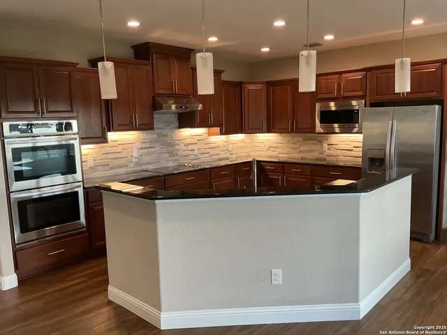 a view of a room with shelf