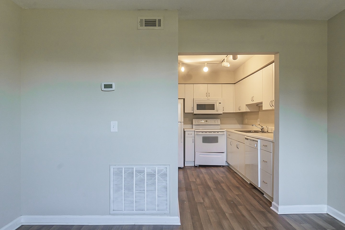 323 Forest Park Road, Unit 59 Madison, TN 37115 - Photo 8 of 18 Gallery Image 8
