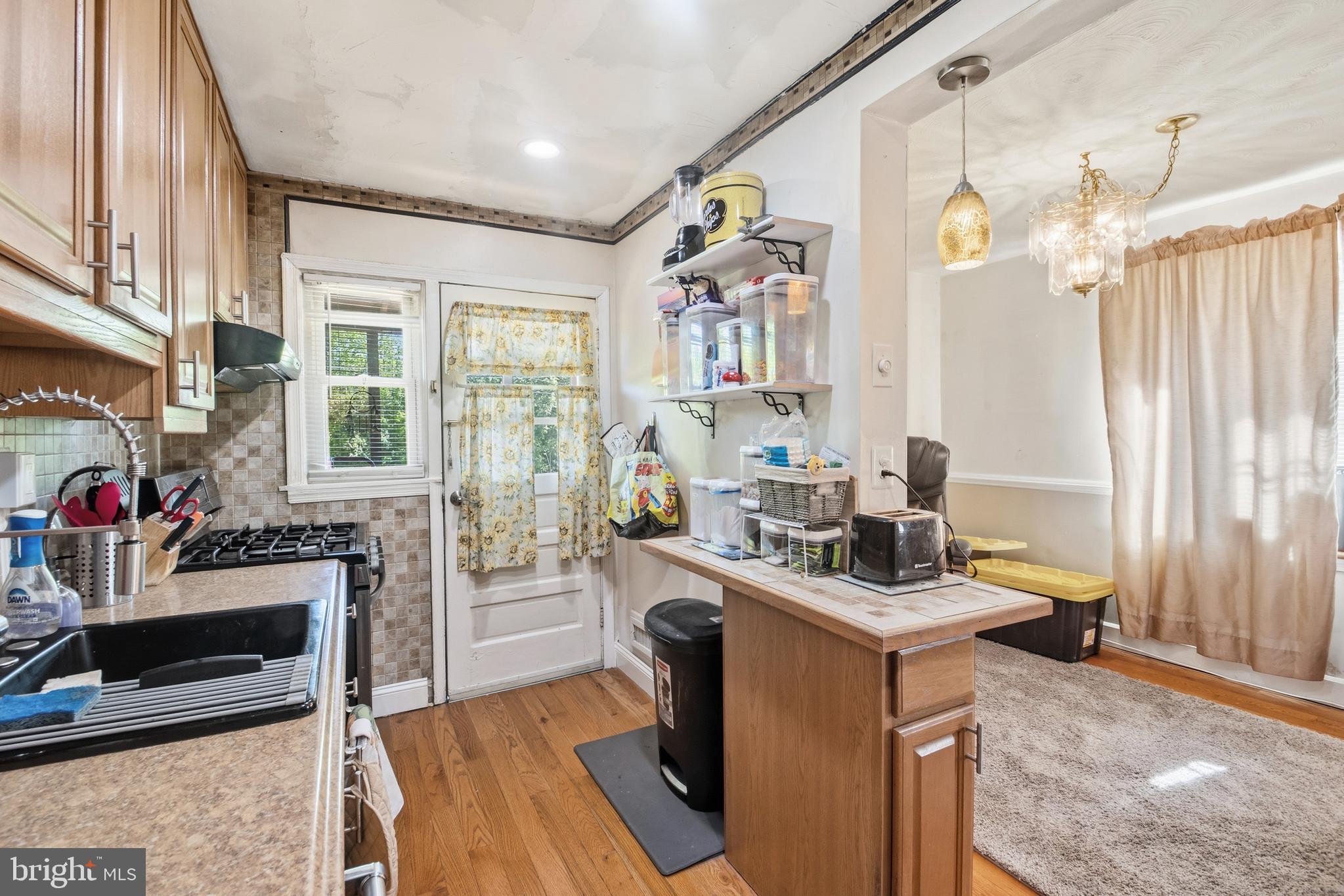 688 Middlesex Road Essex, MD 21221 - Photo 11 of 25