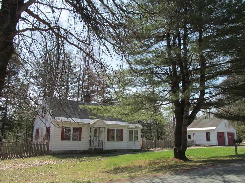 468 South Street Springfield, VT 05156 - Photo 1 of 12