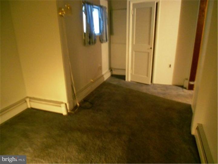 8 Carlisle Road Newark, DE 19713 - Photo 11 of 15 Bedroom - Main