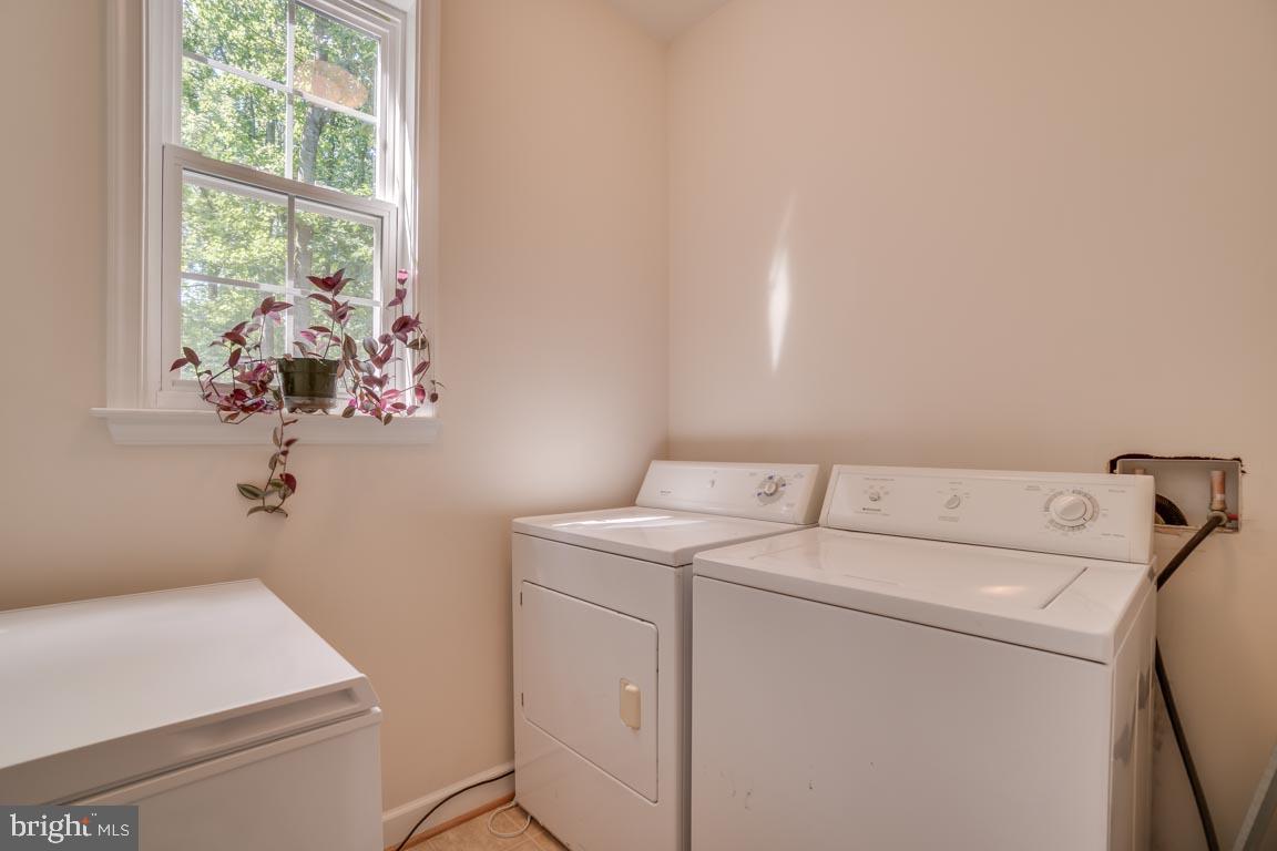 6444 St Pauls Road King George, VA 22485 - Photo 28 of 42 Laundry room and freezer space!