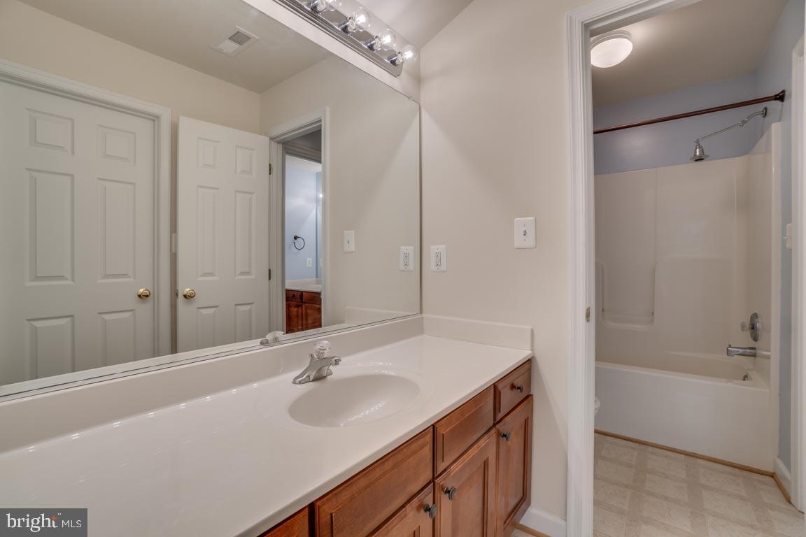 6444 St Pauls Road King George, VA 22485 - Photo 33 of 42 Upstairs bath!