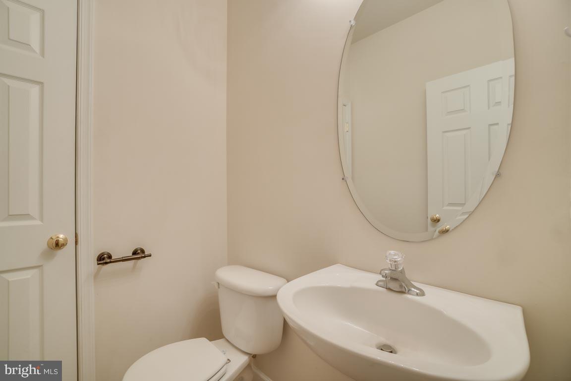 6444 St Pauls Road King George, VA 22485 - Photo 36 of 42 Hall bath