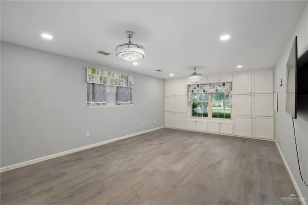 $2,500 | 106 East Ithaca Avenue, McAllen, TX 78501