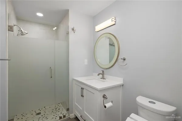 $2,500 | 106 East Ithaca Avenue, McAllen, TX 78501