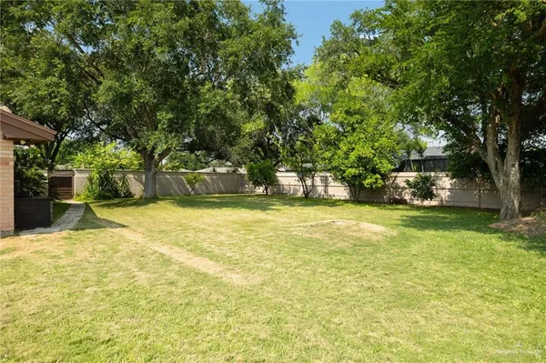 $2,500 | 106 East Ithaca Avenue, McAllen, TX 78501