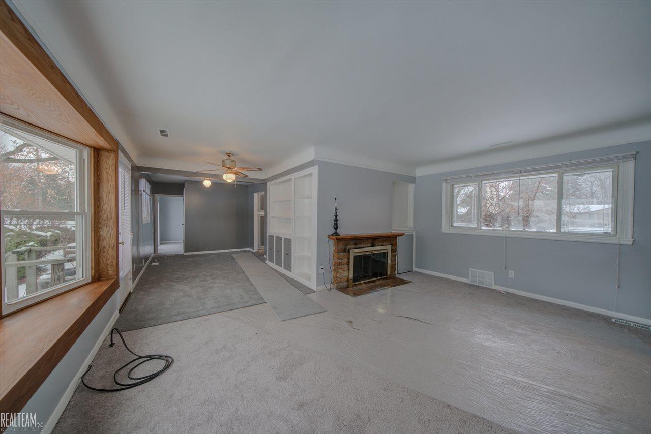 92 Boyken Road Rochester Hills, MI 48307 - Photo 4 of 21
