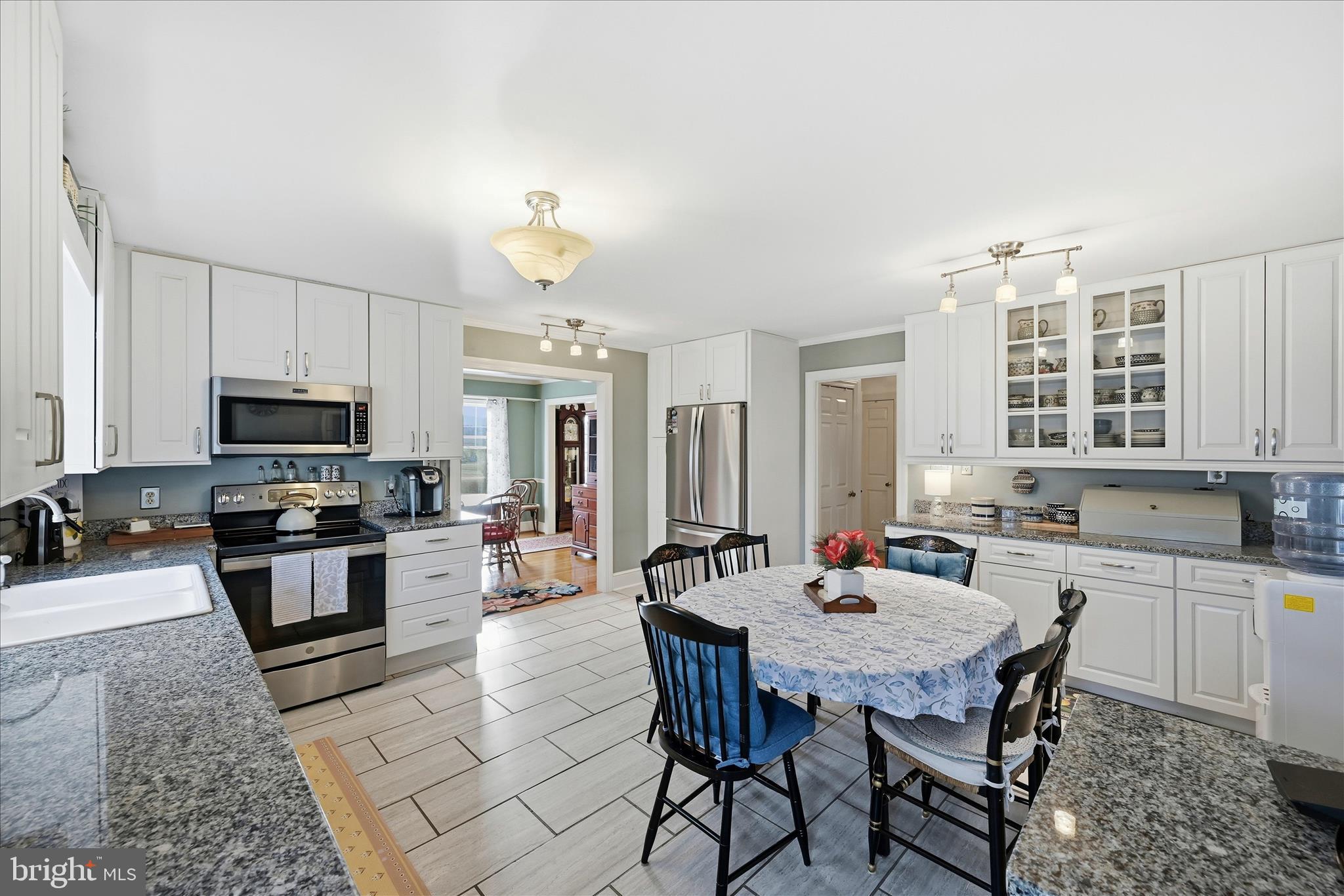 783 Bowling Green Road Front Royal, VA 22630 - Photo 15 of 77 Kitchen