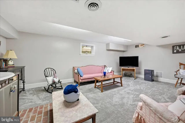 a house view with a outdoor space