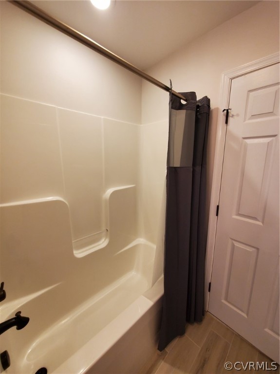 10140 Reed Rock Road Amelia Court House, VA 23002 - Photo 25 of 27 a bathroom with a shower and a tub