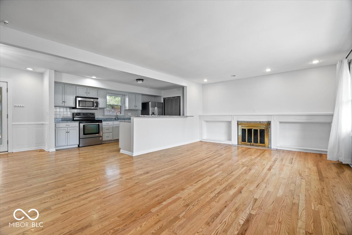 9780 Haverstick Road Carmel, IN 46280 - Photo 11 of 28