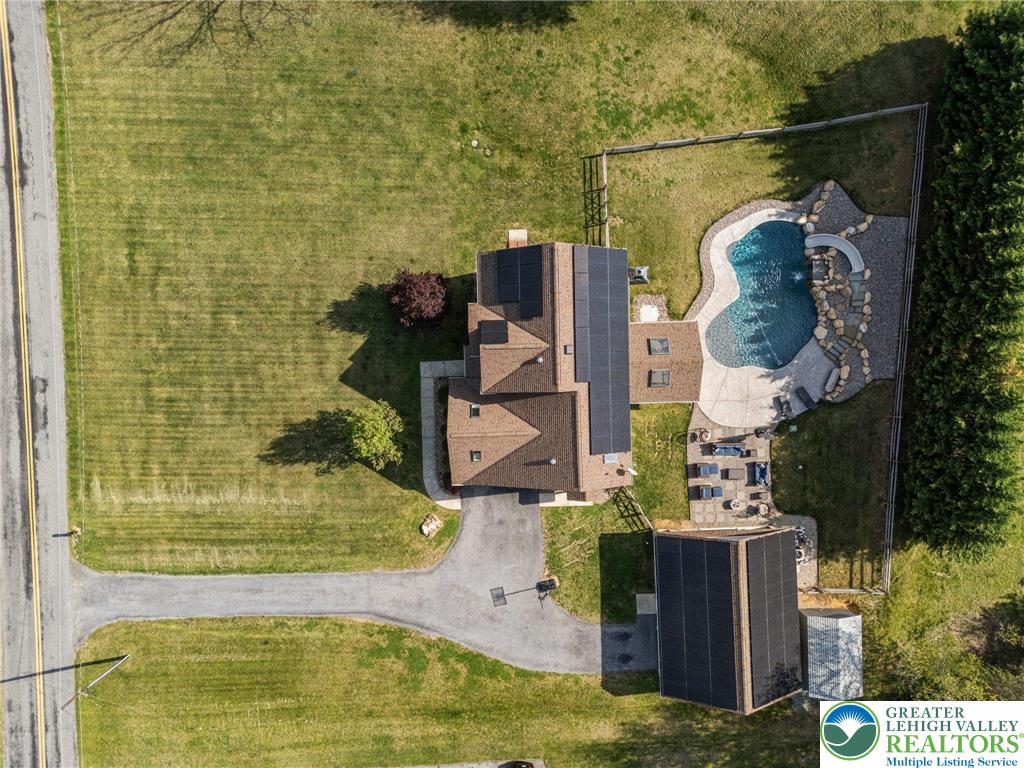 4164 Tank Farm Road Emmaus, PA 18049 - Photo 7 of 55 Gallery Image 7