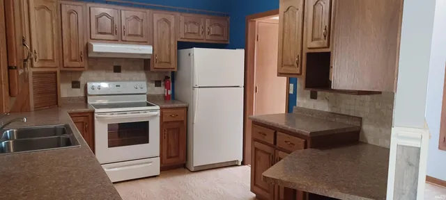 $205,000 | 1405-2 Pembroke Circle, Goshen, IN 46526