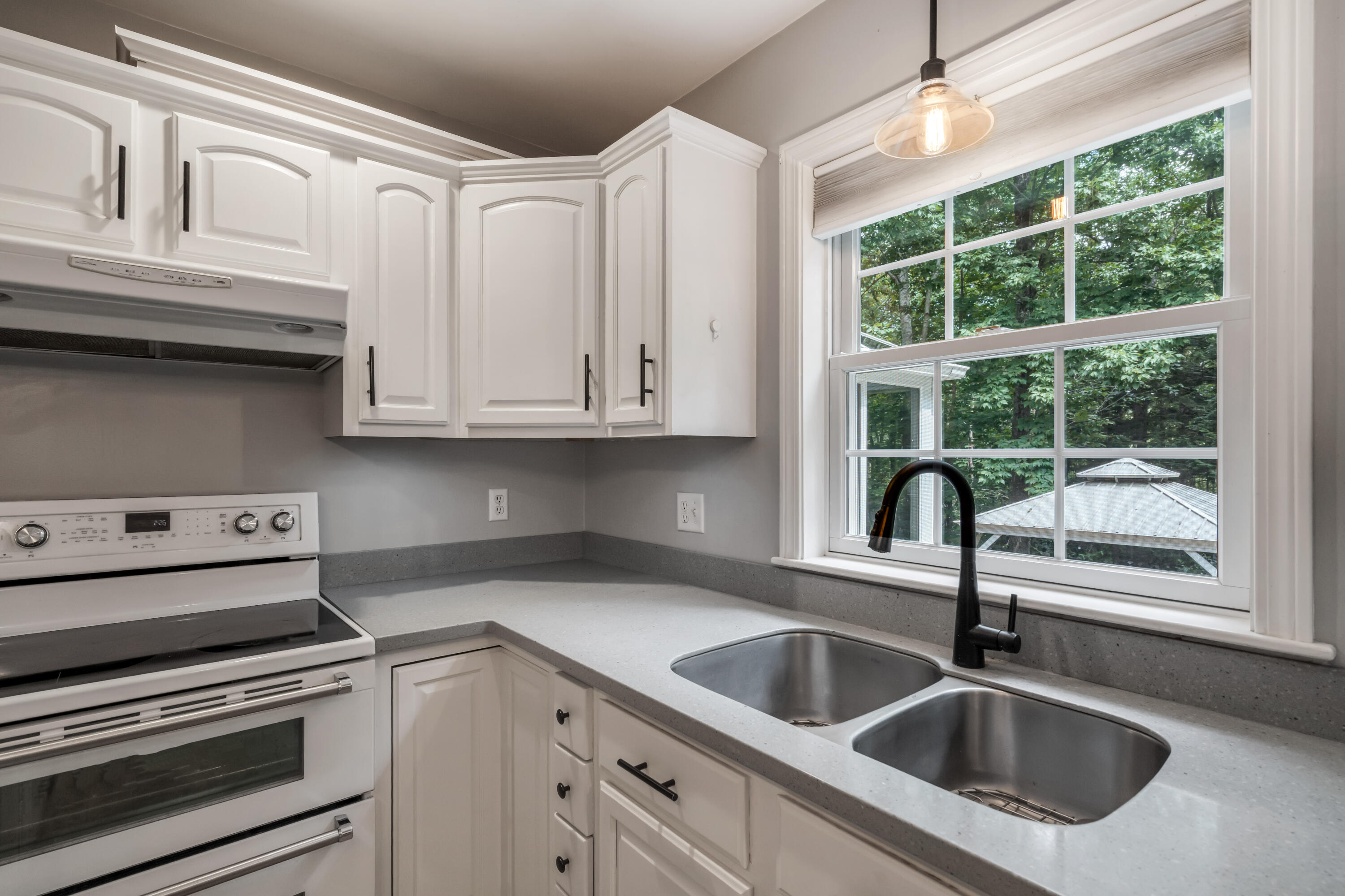 66 Moody Road Brunswick, ME 04011 - Photo 21 of 48 DSC07457
