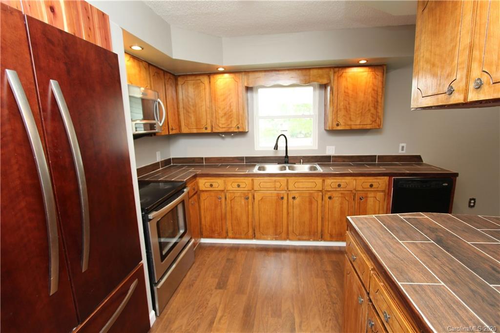 121 Kristy Lane Rockingham, NC 28379 - Photo 15 of 47