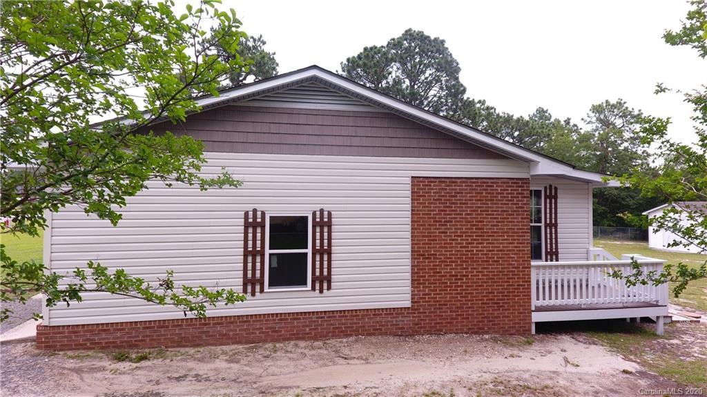 121 Kristy Lane Rockingham, NC 28379 - Photo 4 of 47