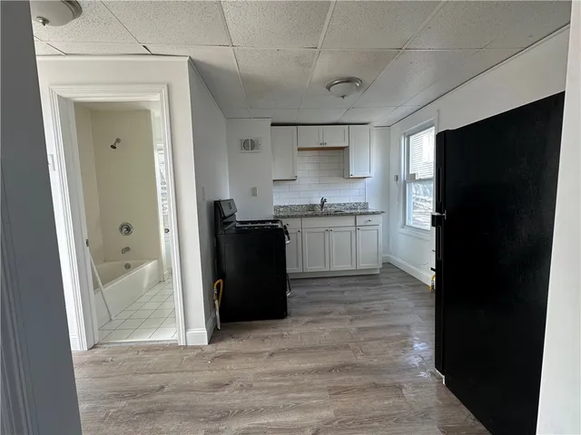 $1,575 | 210 North Main Street, Unit 2R, Woonsocket, RI 02895