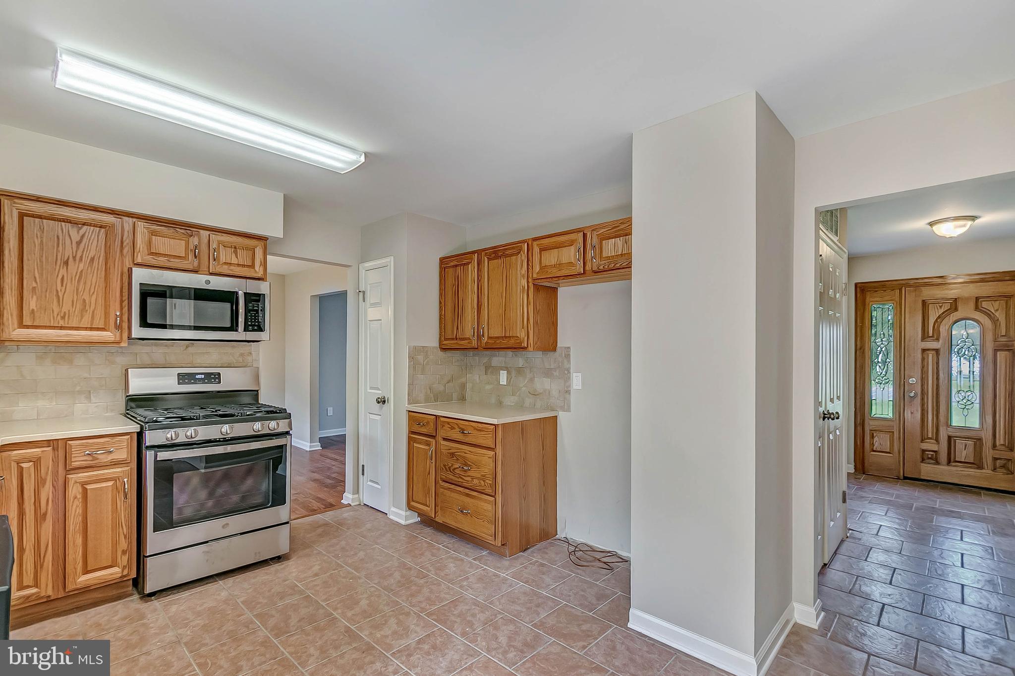 1917 Briggs Chaney Road Silver Spring, MD 20905 - Photo 12 of 45