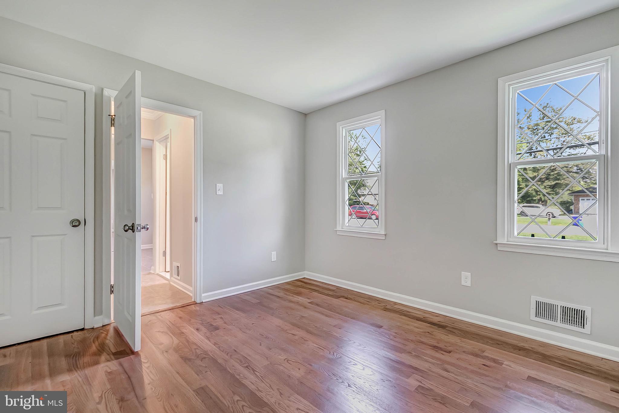 1917 Briggs Chaney Road Silver Spring, MD 20905 - Photo 23 of 45