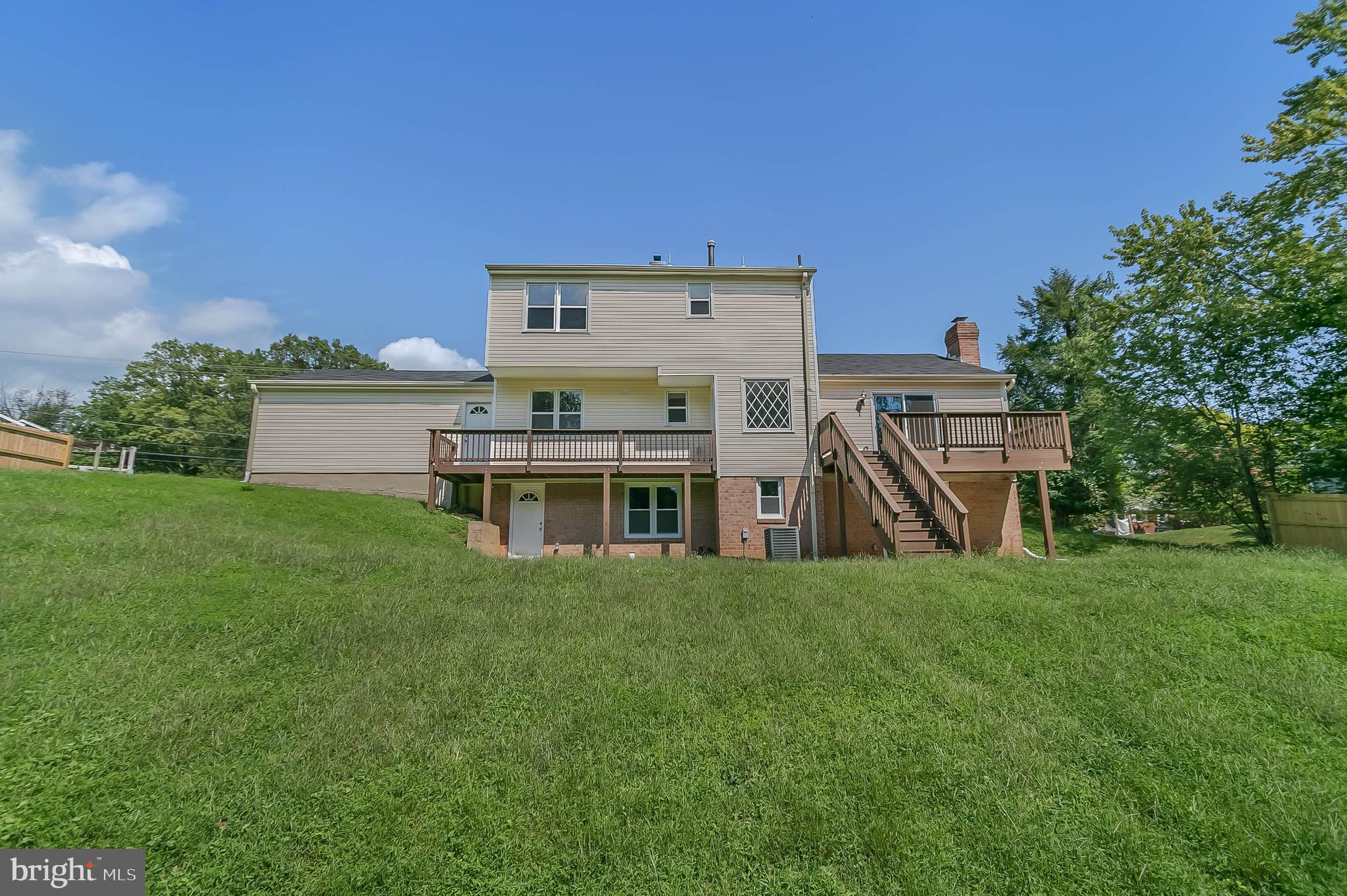 1917 Briggs Chaney Road Silver Spring, MD 20905 - Photo 5 of 45