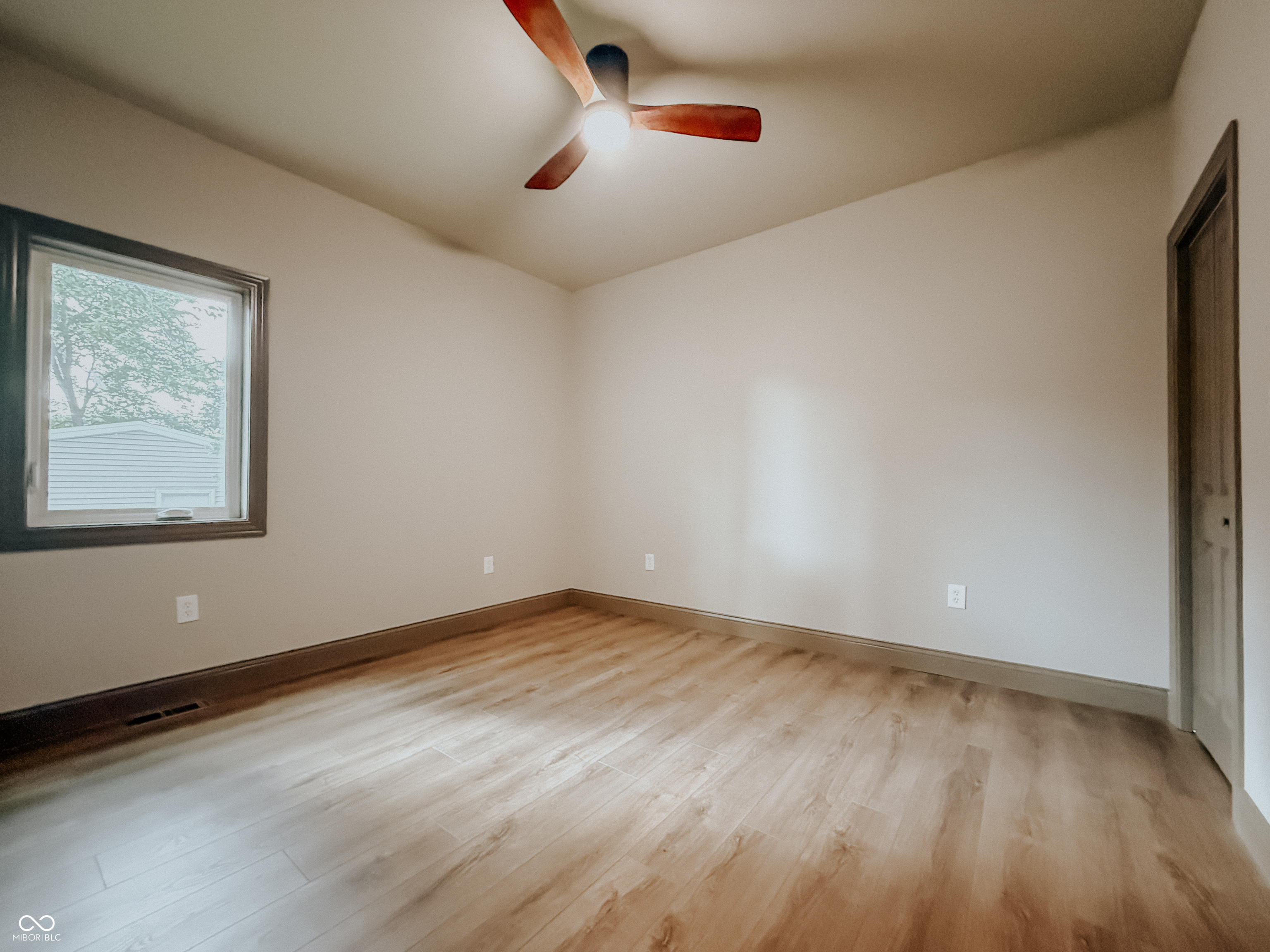 403 Main Street Hope, IN 47246 - Photo 39 of 48