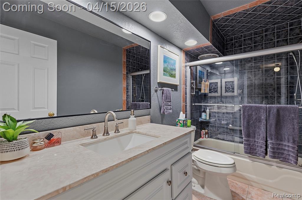 4913 Crooks Road, Unit G1 Royal Oak, MI 48073 - Photo 11 of 23