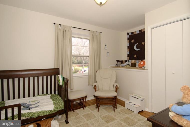 7841 Anson Court Springfield, VA 22152 - Photo 18 of 29 Bedroom #3