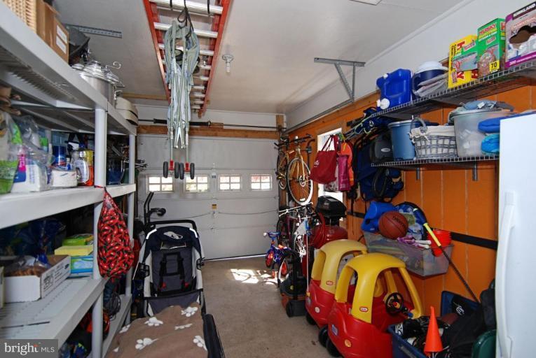 7841 Anson Court Springfield, VA 22152 - Photo 25 of 29 Garage 1